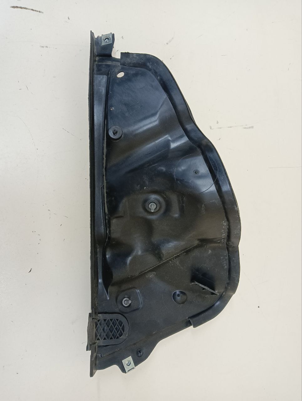 Пыльник двигателя Audi Q7 (4L) 2005-2015
