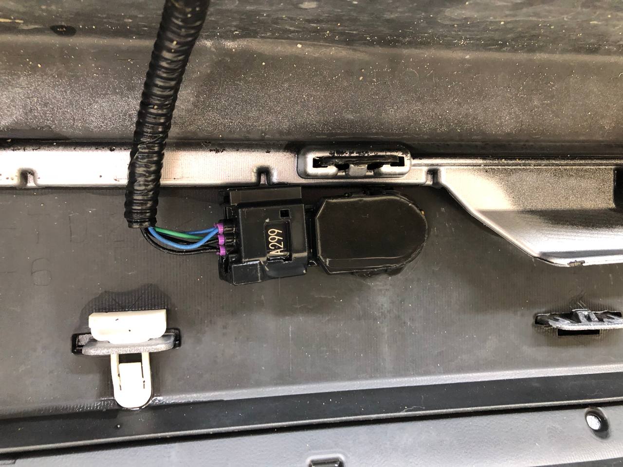 Бампер задний Toyota Rav 4 (XA40) 2013-2019 Бампер задний Toyota Rav 4 (XA40) 2013-2019