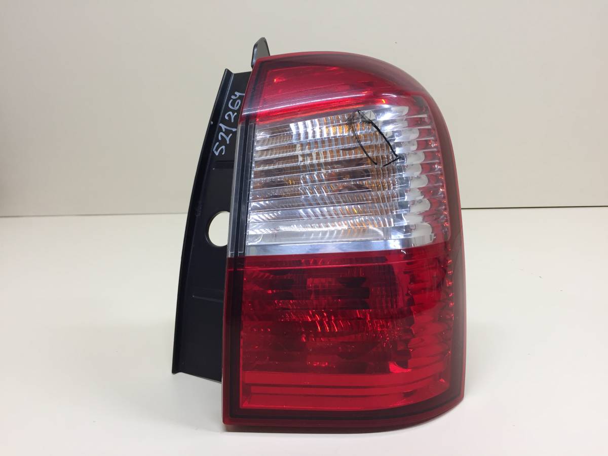 Фонарь задний правый Nissan Terrano (D10) 2014>