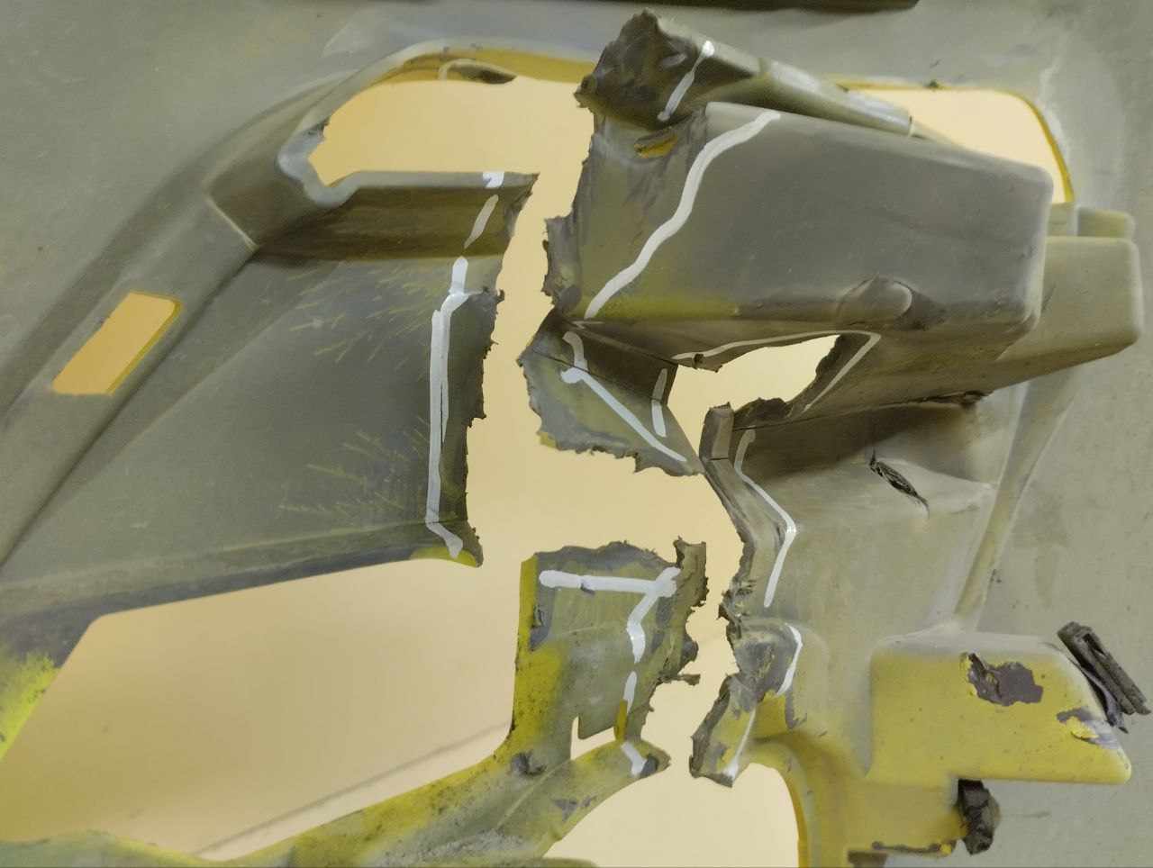 Бампер передний Peugeot 107 2006-2014 Бампер передний Peugeot 107 2006-2014