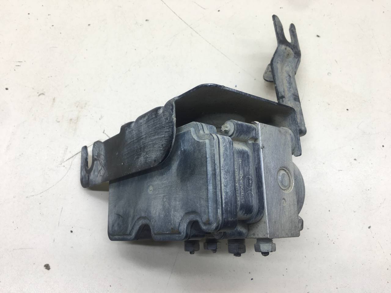 Блок ABS (насос) Renault Duster (HSA, HSM) 2012>