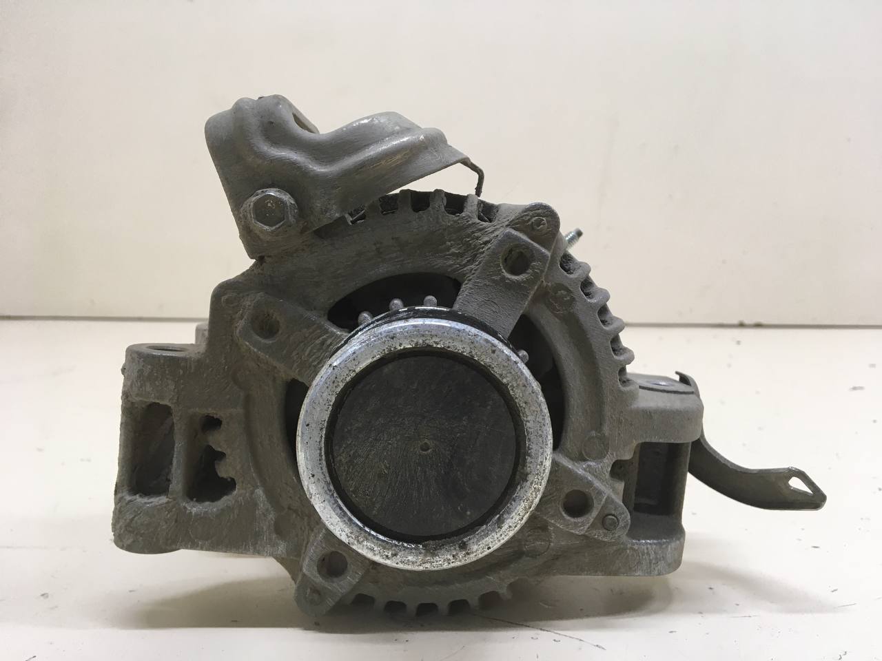 Генератор Toyota Rav 4 (XA40) 2013-2019 Генератор Toyota Rav 4 (XA40) 2013-2019