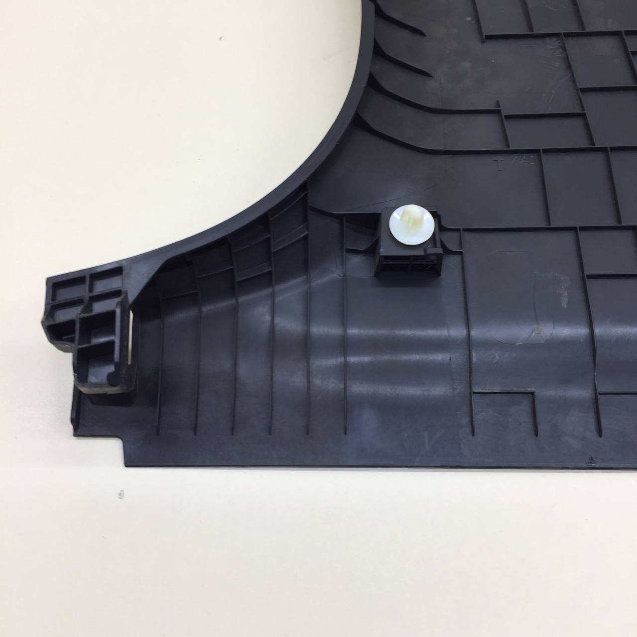 Обшивка стойки Hyundai Elantra (CN7) 2020>