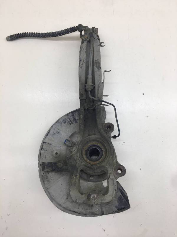 Кулак поворотный передний левый Volkswagen Touareg (7L) 2002-2010