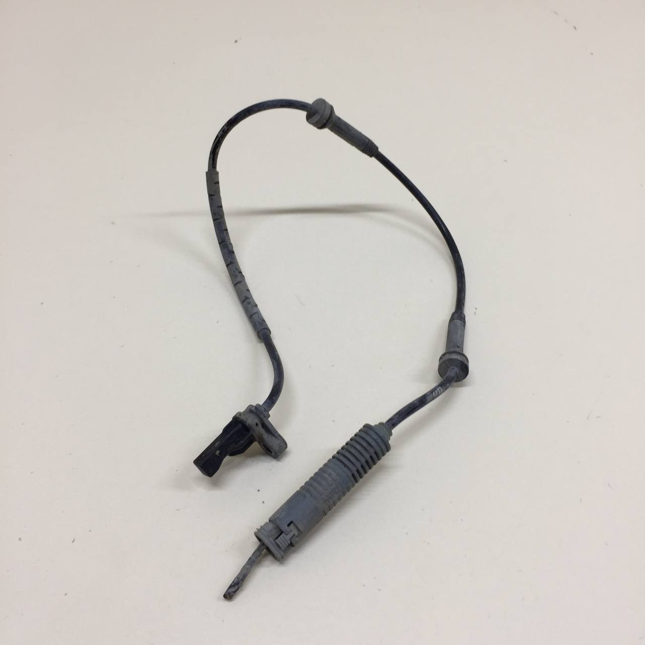Датчик ABS передний BMW 1-series E87/E81 2004-2011 Датчик ABS передний BMW 1-series E87/E81 2004-2011
