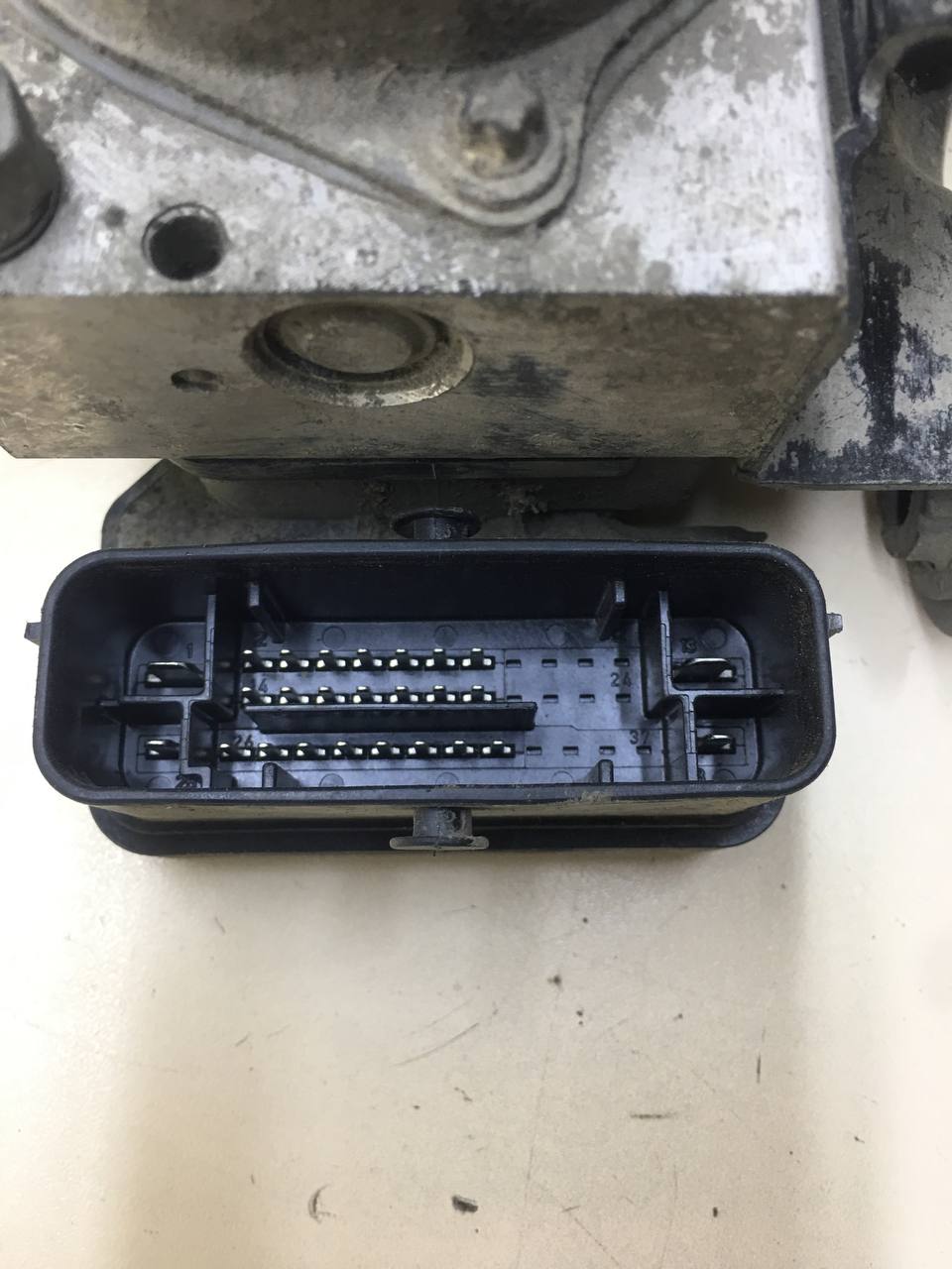 Блок ABS (насос) Volkswagen Polo (MK5) 2011-2020