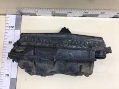 Корпус воздушного фильтра Peugeot 308 2007> Корпус воздушного фильтра Peugeot 308 2007>