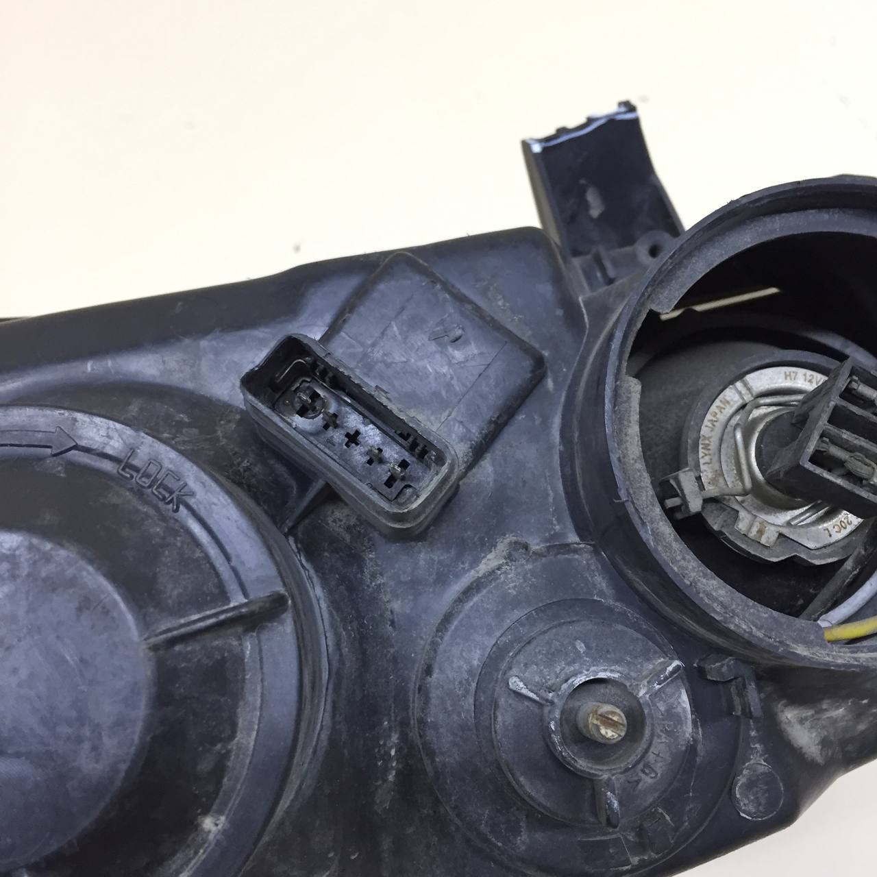Фара левая Nissan Almera (N16) 2000-2006 Фара левая Nissan Almera (N16) 2000-2006