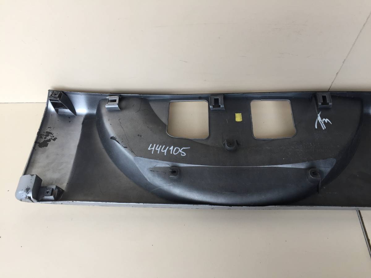 Накладка крышки багажника Honda CR-V 2002-2006