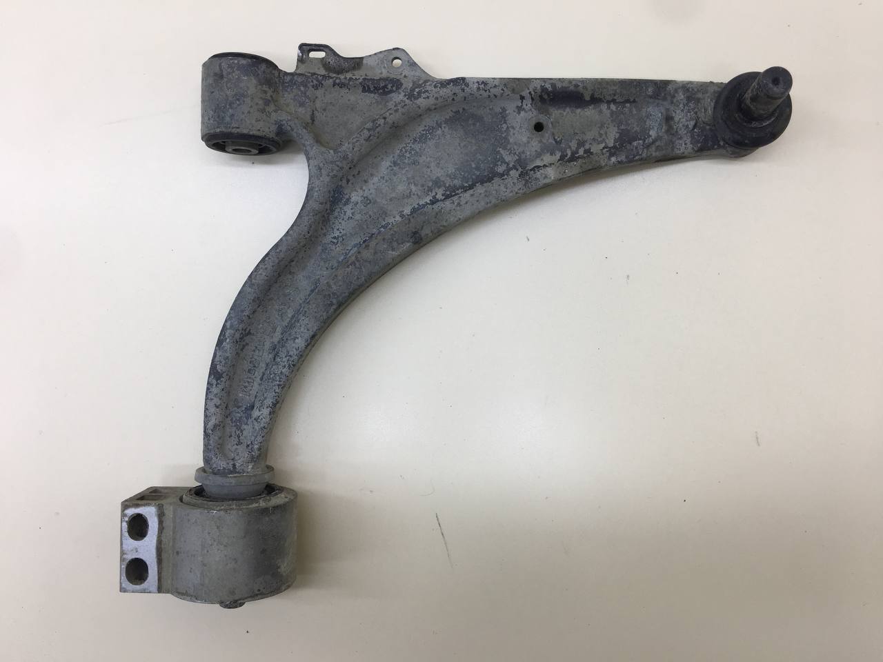 Рычаг передний правый Chevrolet Cruze (J300) 2009-2016