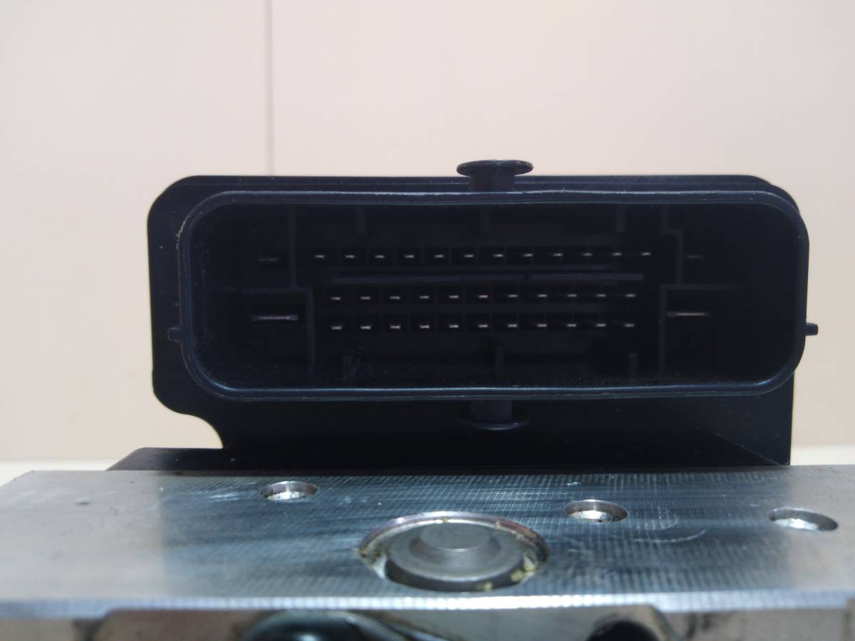 Блок ABS (насос) Kia Sorento 2020>