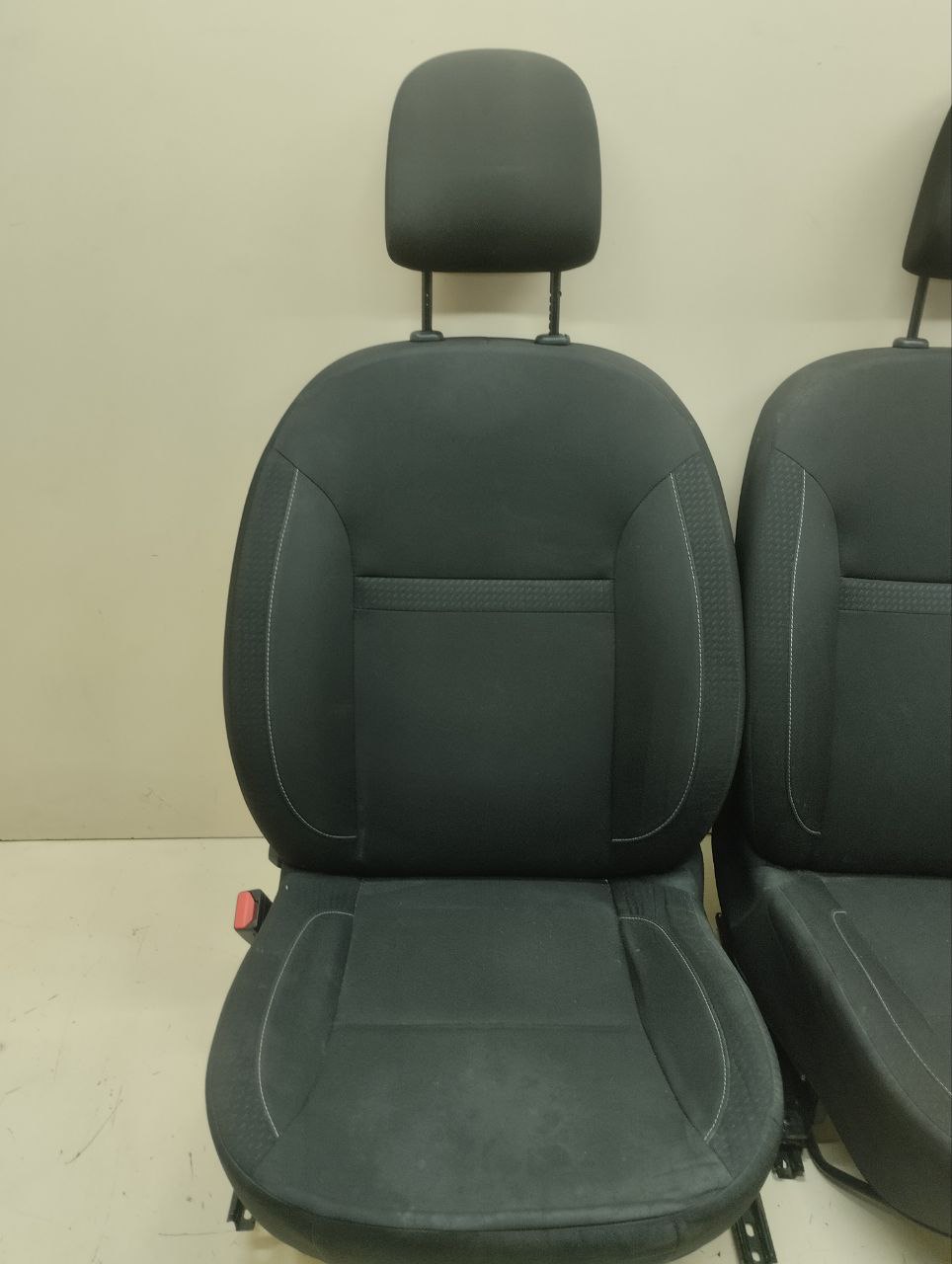 Сиденье (комплект) Renault Duster (HSA, HSM) 2012> Сиденье (комплект) Renault Duster (HSA, HSM) 2012>