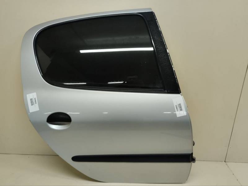 Дверь задняя правая Peugeot 206 1998-2012 Дверь задняя правая Peugeot 206 1998-2012