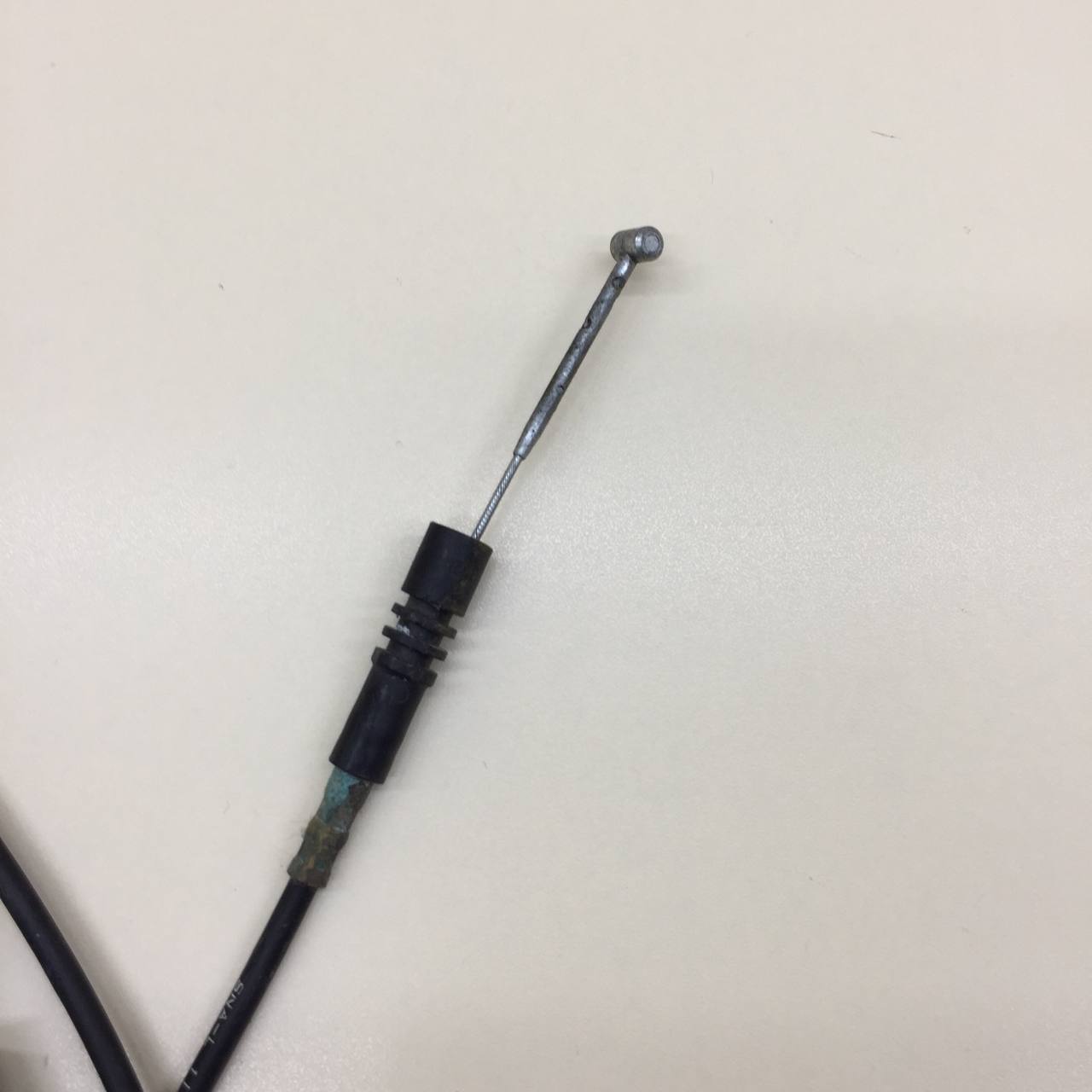 Ручка открывания лючка бензобака Honda Civic 4D 2006-2012