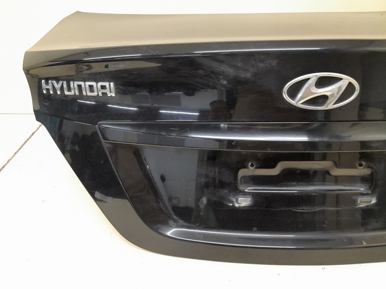 Крышка багажника Hyundai Solaris (RB) 2010-2017 Крышка багажника Hyundai Solaris (RB) 2010-2017