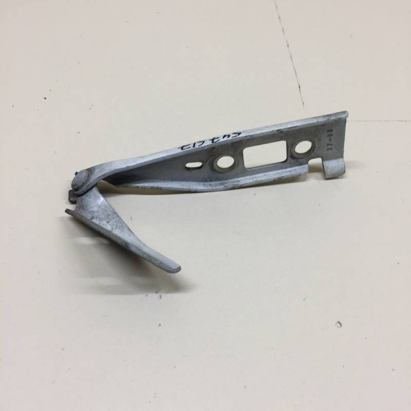 Петля капота правая Ford Fusion (JU) 2002-2012 Петля капота правая Ford Fusion (JU) 2002-2012