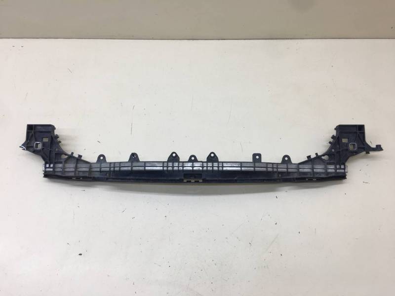 Кронштейн переднего бампера Mercedes-Benz C-Class (W205) 2014>