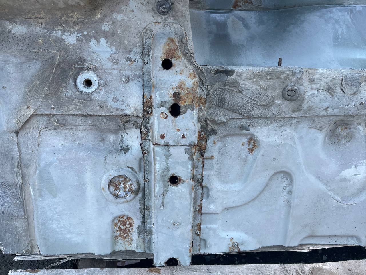 Крыло заднее правое Land Rover Discovery 3 (L319) 2004-2009