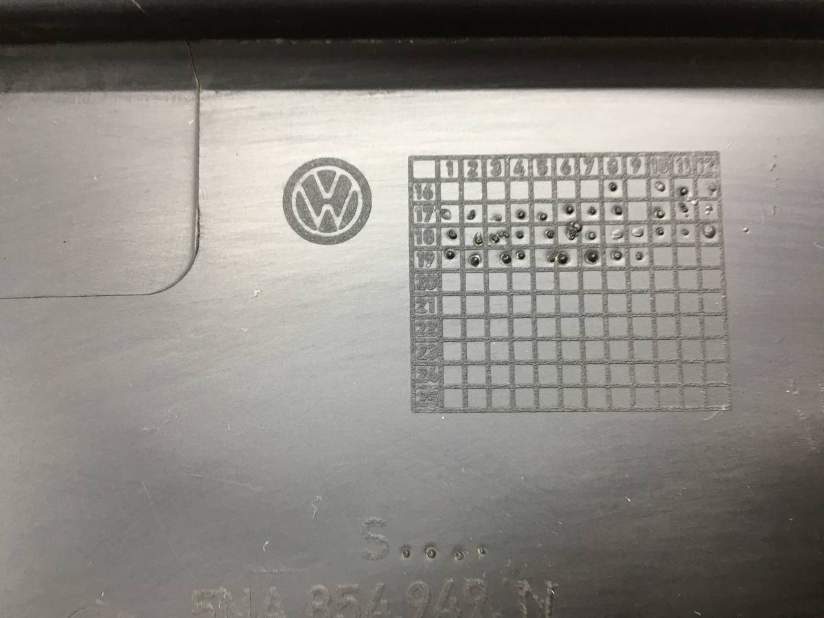 Накладка двери задней левой Volkswagen Tiguan 2017>