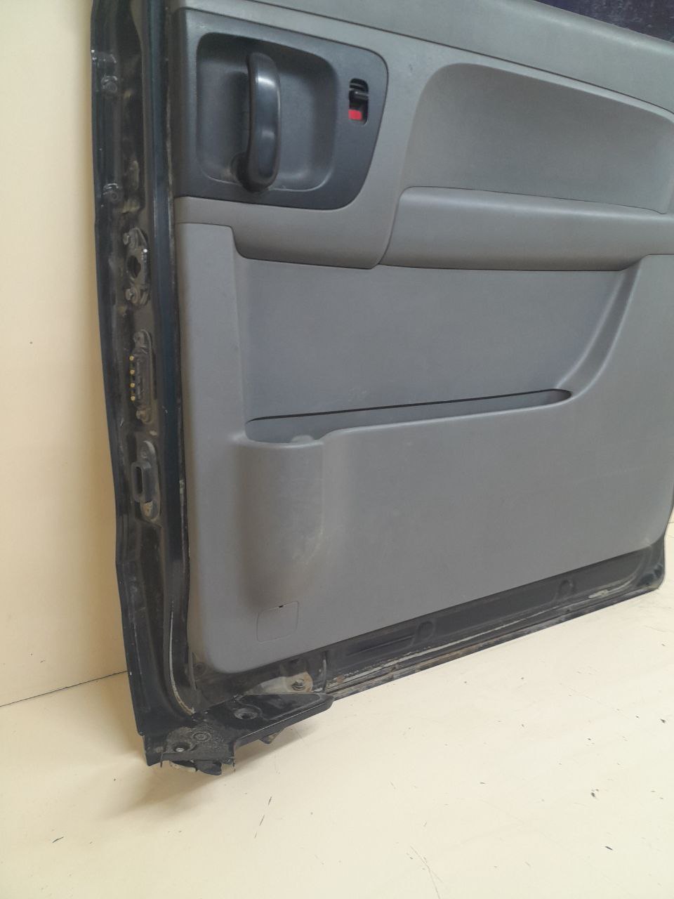 Дверь сдвижная Hyundai Starex H1/Grand Starex 2007> Дверь сдвижная Hyundai Starex H1/Grand Starex 2007>