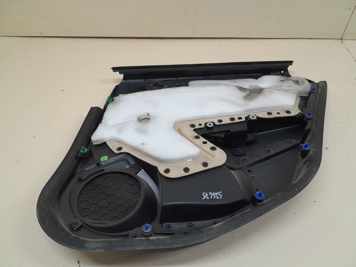 Обшивка двери задней левой Opel Astra J 2010-2017