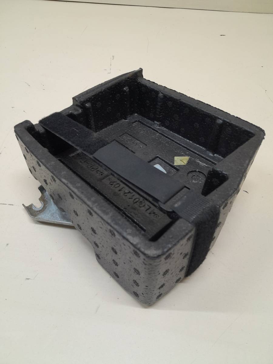 Контейнер в багажник Audi Q7 (4L) 2005-2015