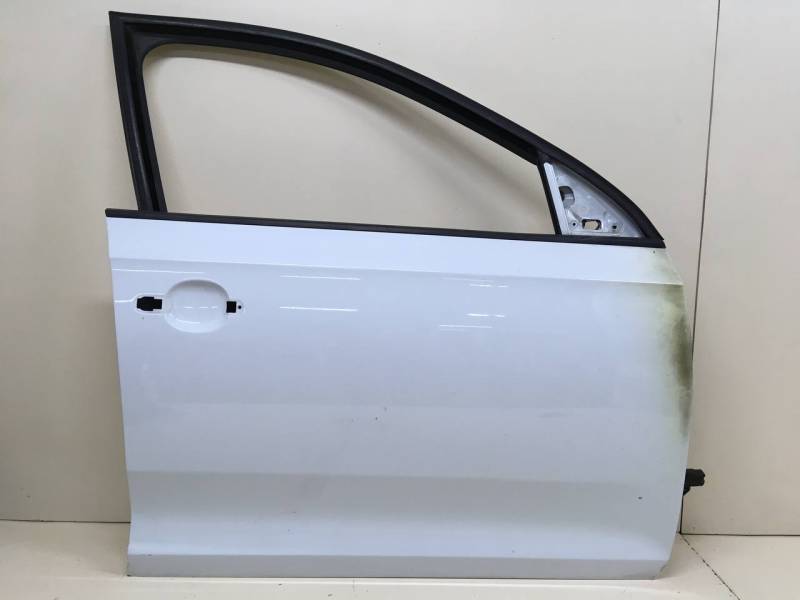 Дверь передняя правая Skoda Rapid 2012-2020 Дверь передняя правая Skoda Rapid 2012-2020