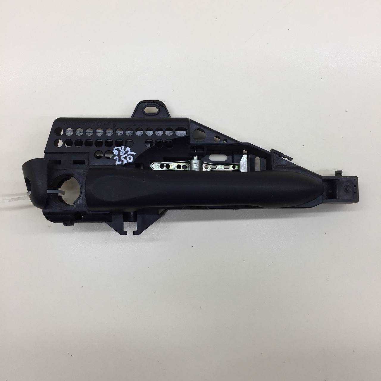 Ручка двери передней наружная левая Lada X-RAY 2016>