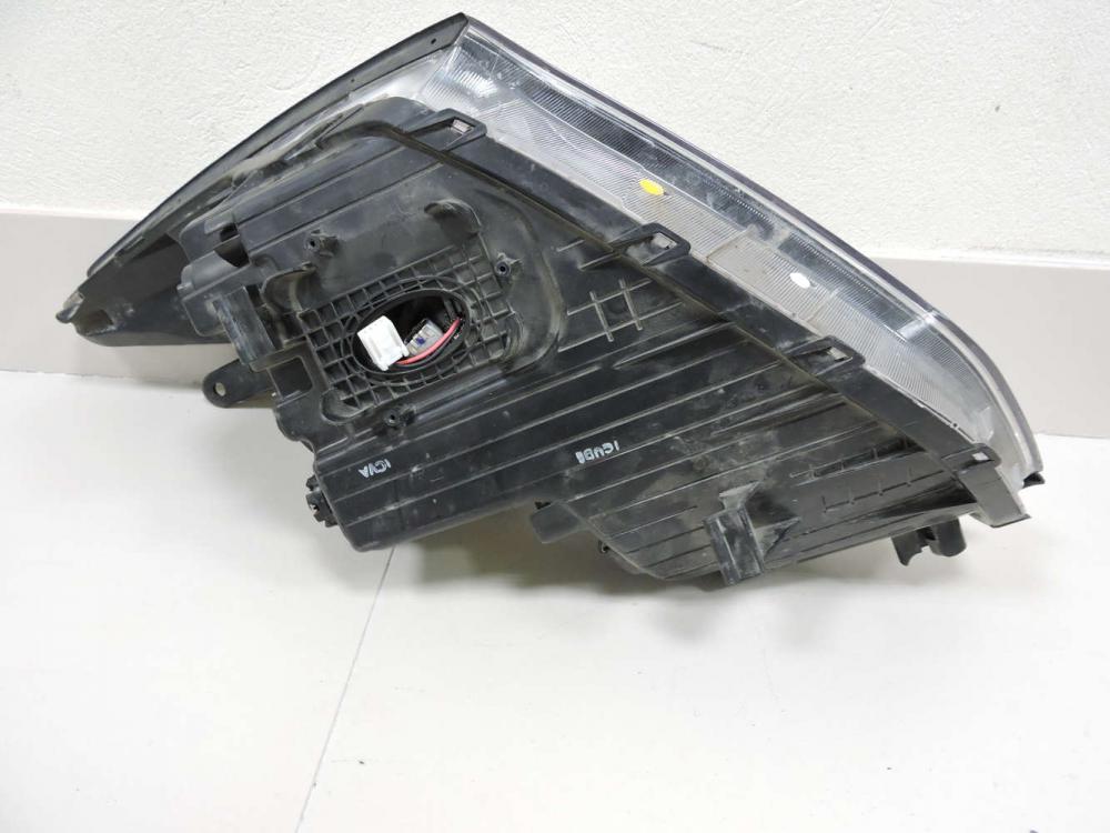 Фара правая Hyundai Santa Fe 3 (DM) 2012-2019