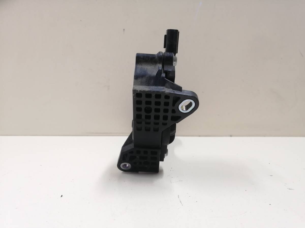 Педаль газа Toyota Corolla E150 2006-2013 Педаль газа Toyota Corolla E150 2006-2013