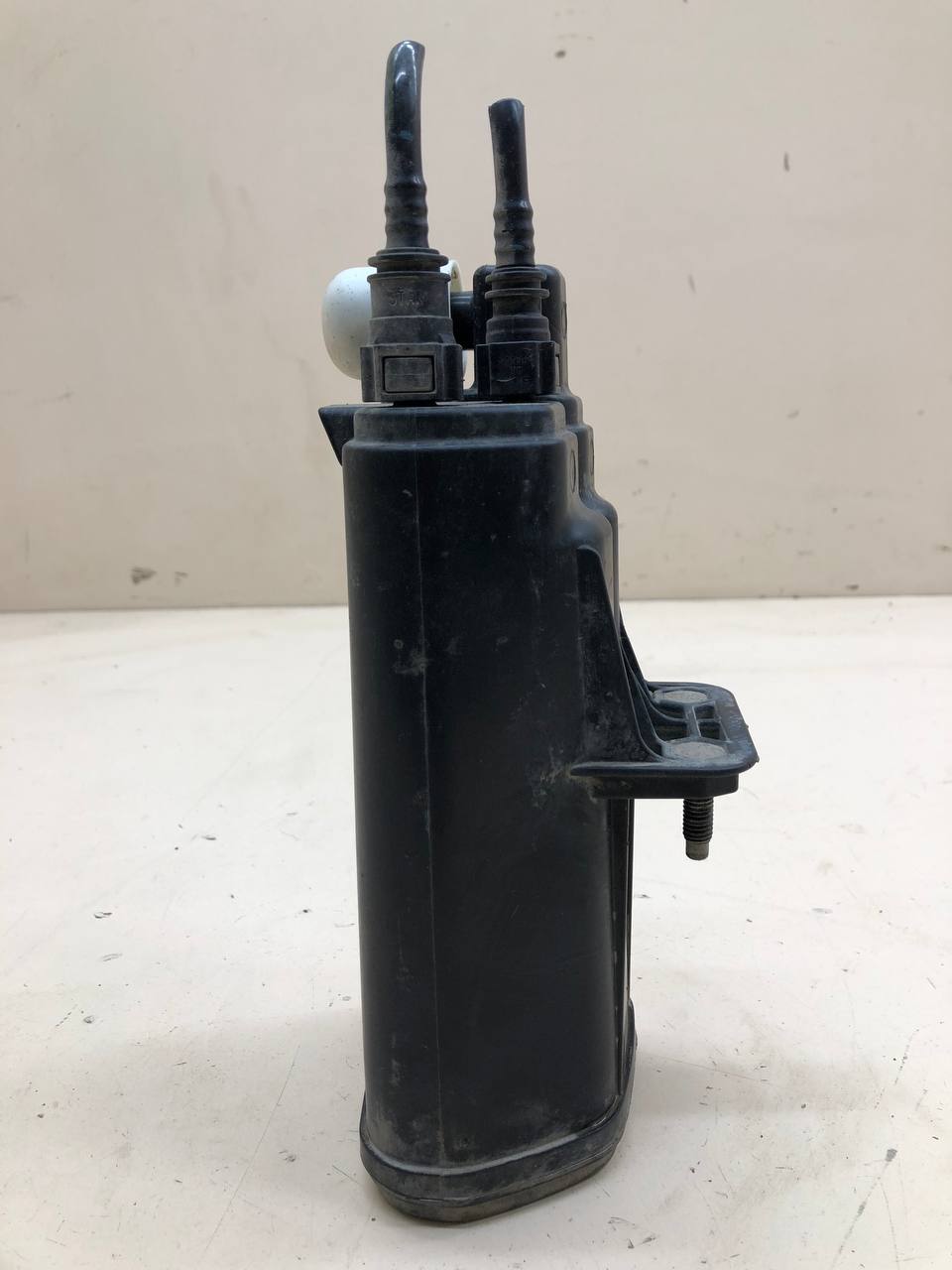 Абсорбер (фильтр угольный) Lada Vesta 2015>