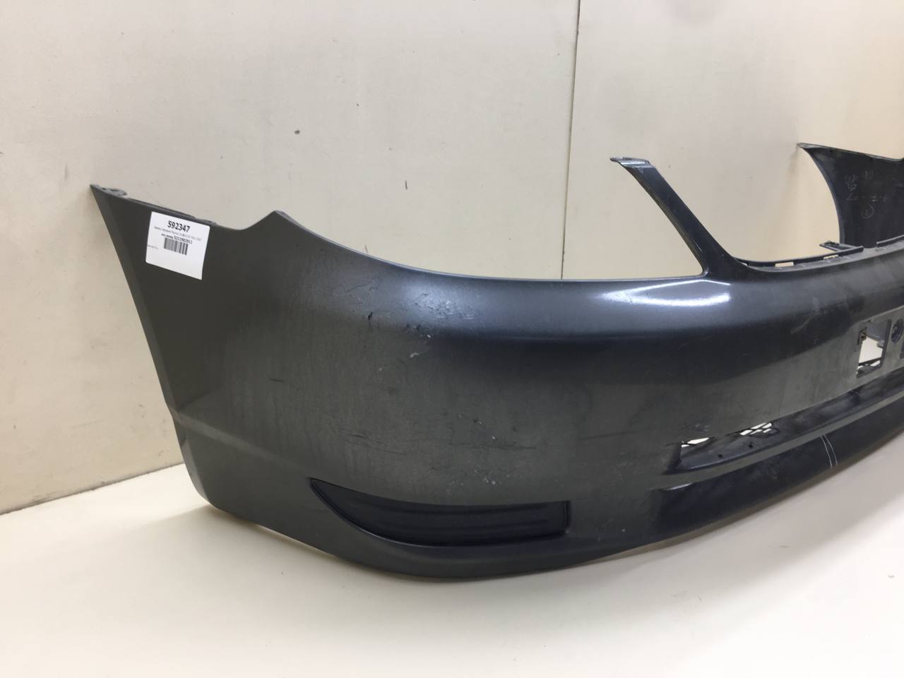 Бампер передний Toyota Corolla E120 2001-2007