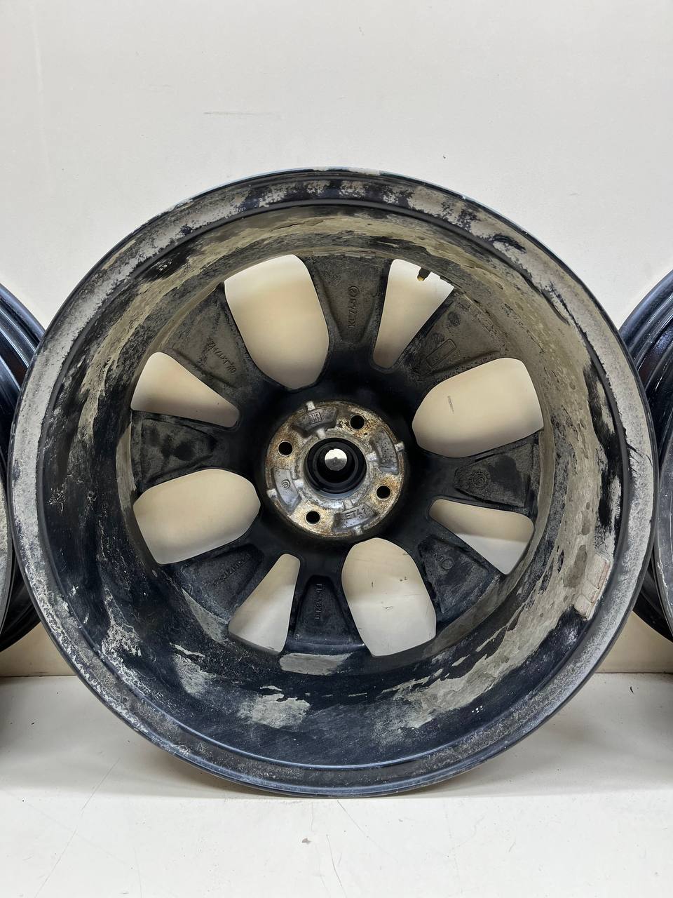 Диски к-кт R17 Литые