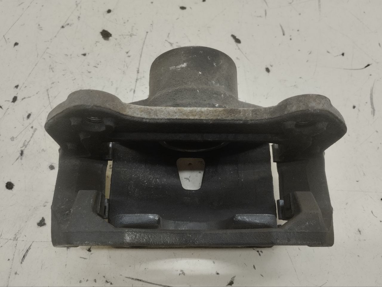 Суппорт передний левый Hyundai Tucson (TL) 2015-2021