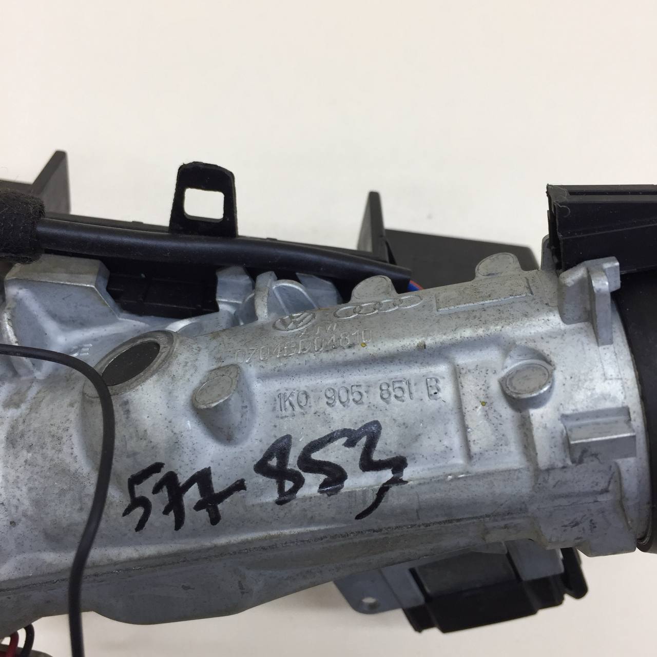 Замок зажигания Volkswagen Tiguan (5N1) 2007-2011 Замок зажигания Volkswagen Tiguan (5N1) 2007-2011