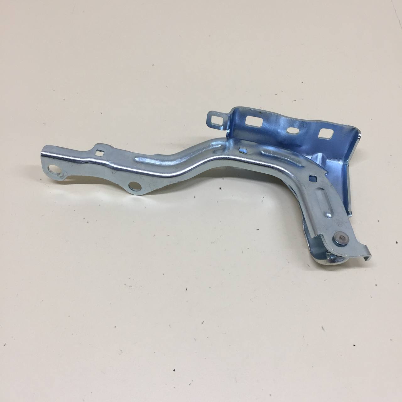 Петля капота правая Geely Coolray (SX11) 2018>