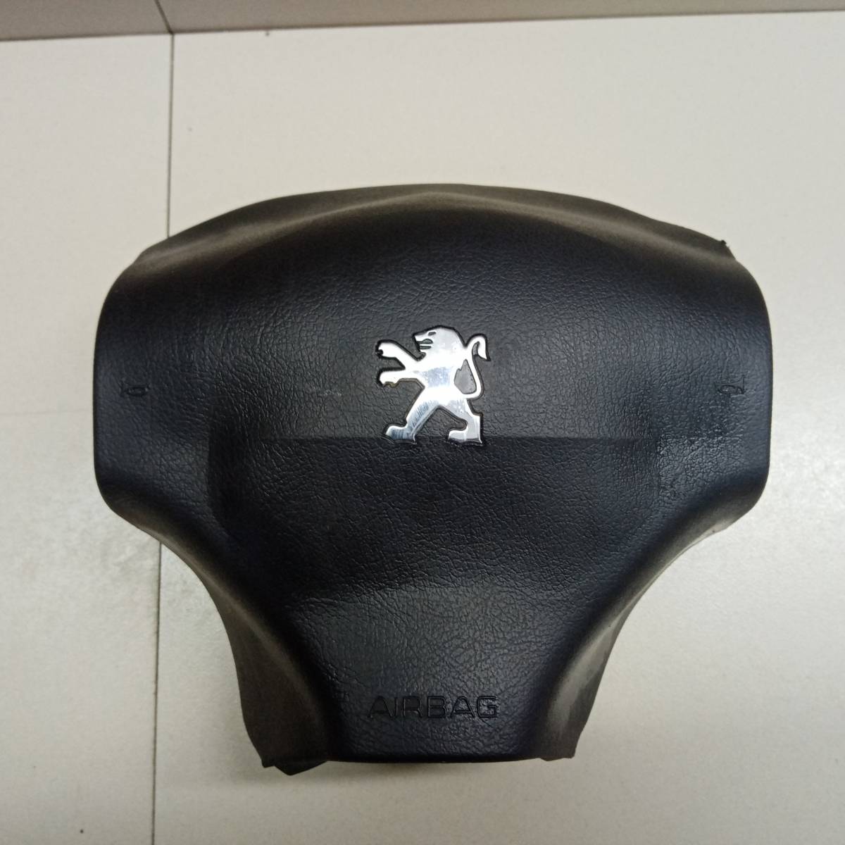 Подушка безопасности в рулевое колесо Peugeot 206 1998-2012
