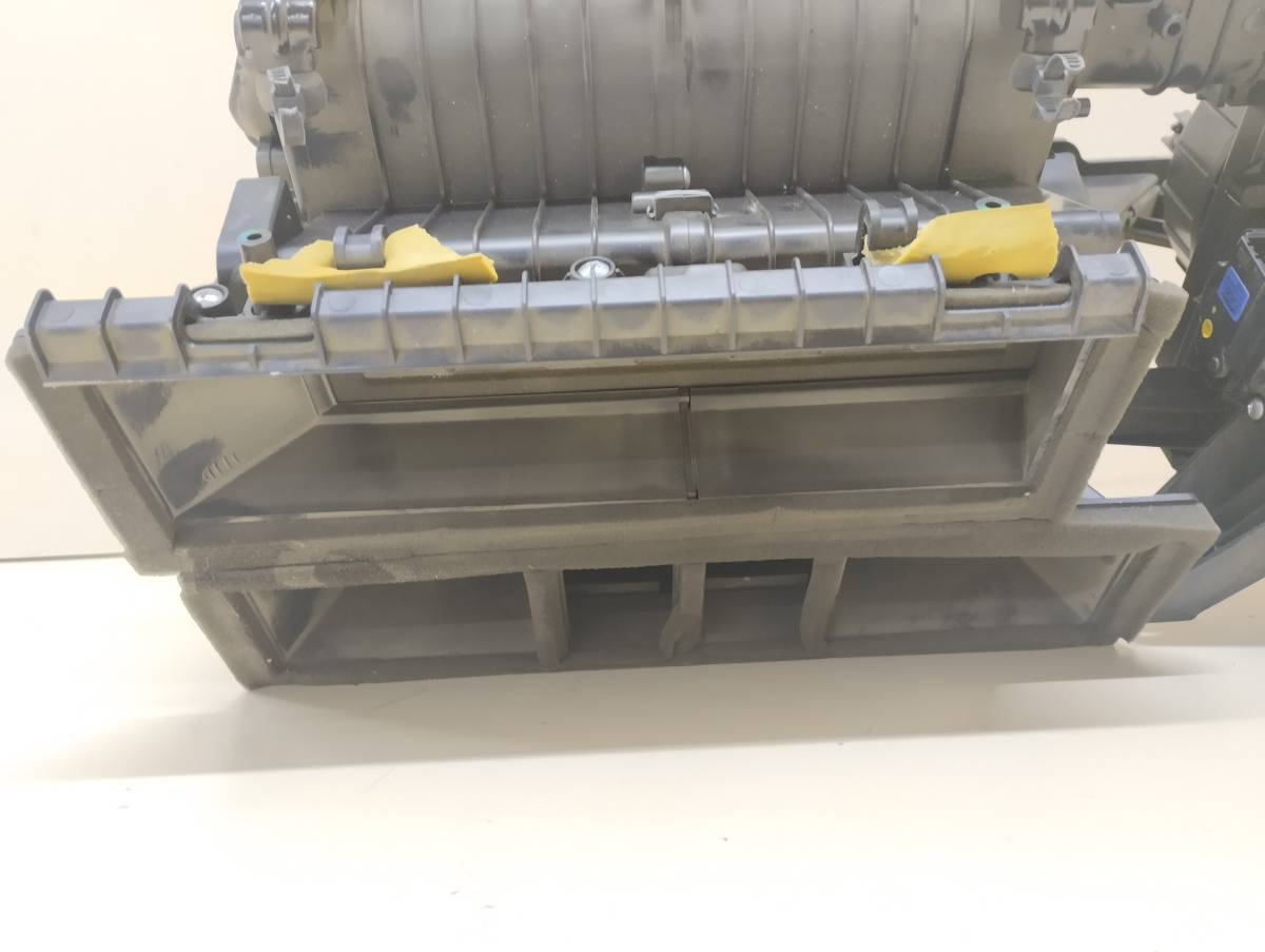 Корпус отопителя Hyundai ix55 2007-2013 Корпус отопителя Hyundai ix55 2007-2013