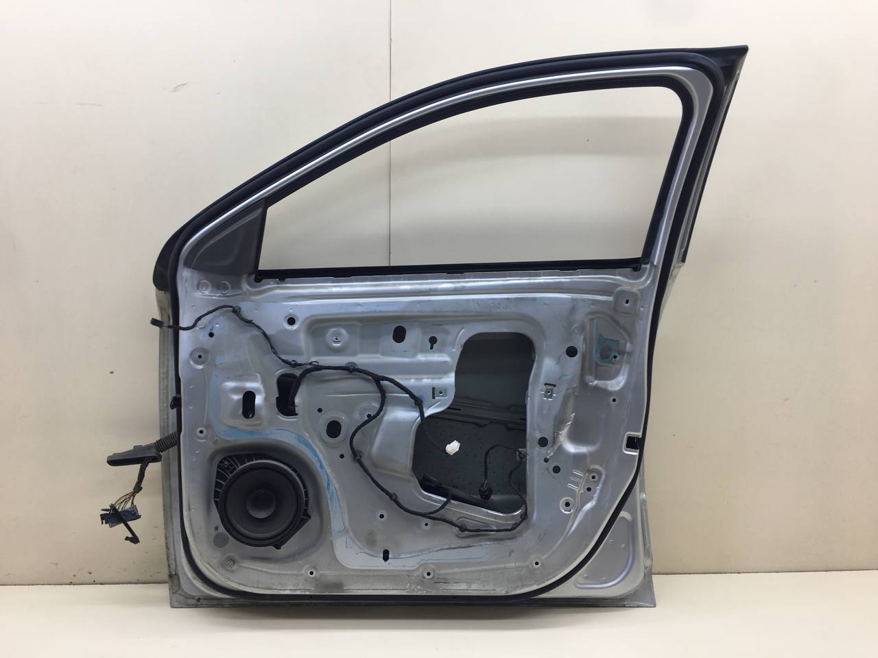 Дверь передняя правая Chevrolet Cobalt (T250) 2011-2015 Дверь передняя правая Chevrolet Cobalt (T250) 2011-2015