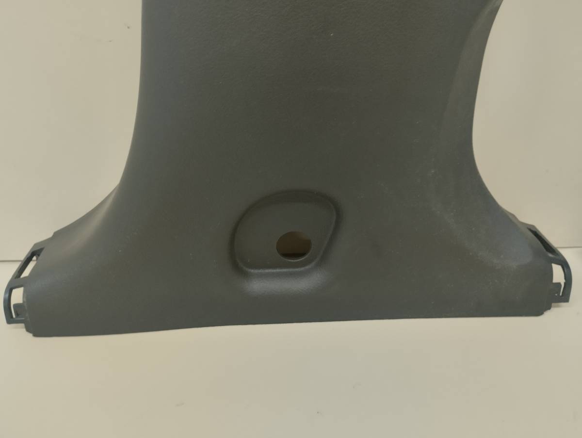 Обшивка стойки Hyundai ix55 2007-2013 Обшивка стойки Hyundai ix55 2007-2013