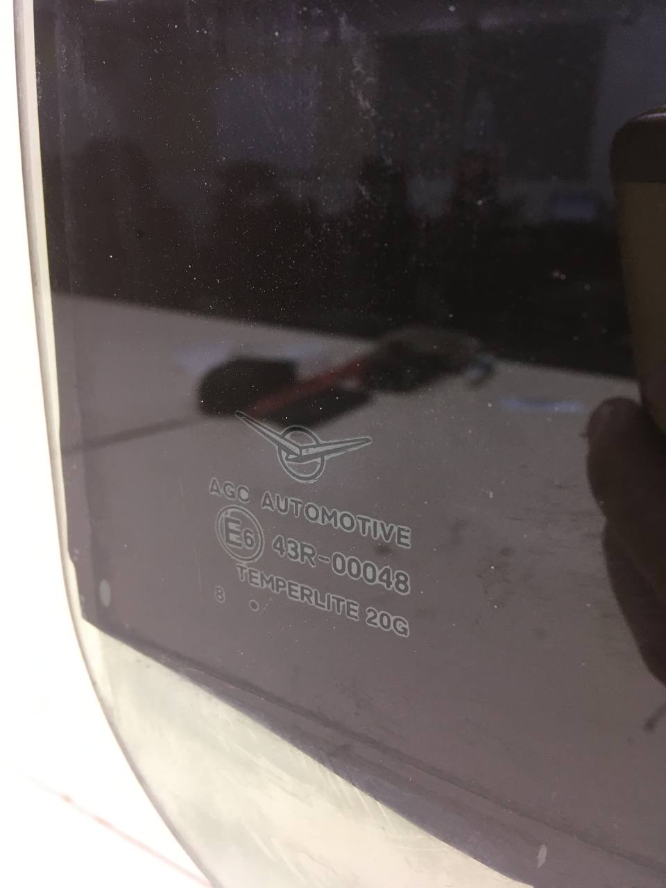 Стекло двери задней правой УАЗ Патриот 2005> Стекло двери задней правой УАЗ Патриот 2005>