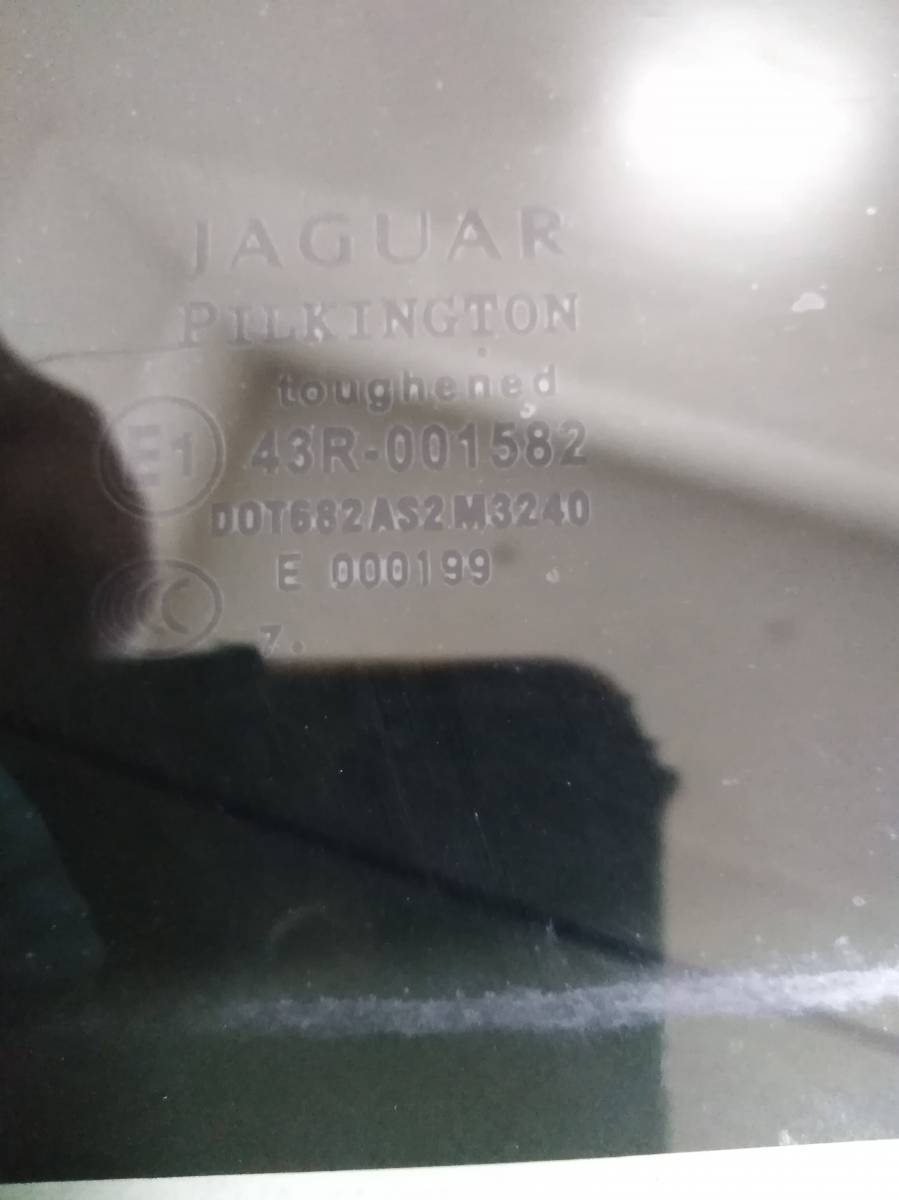 Стекло двери задней правой Jaguar XF 2007-2015