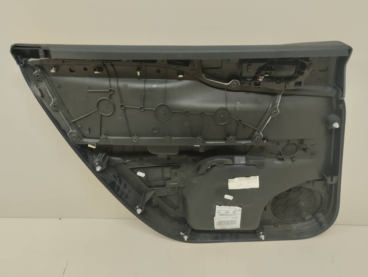 Обшивка двери задней правой Citroen C4 2011>