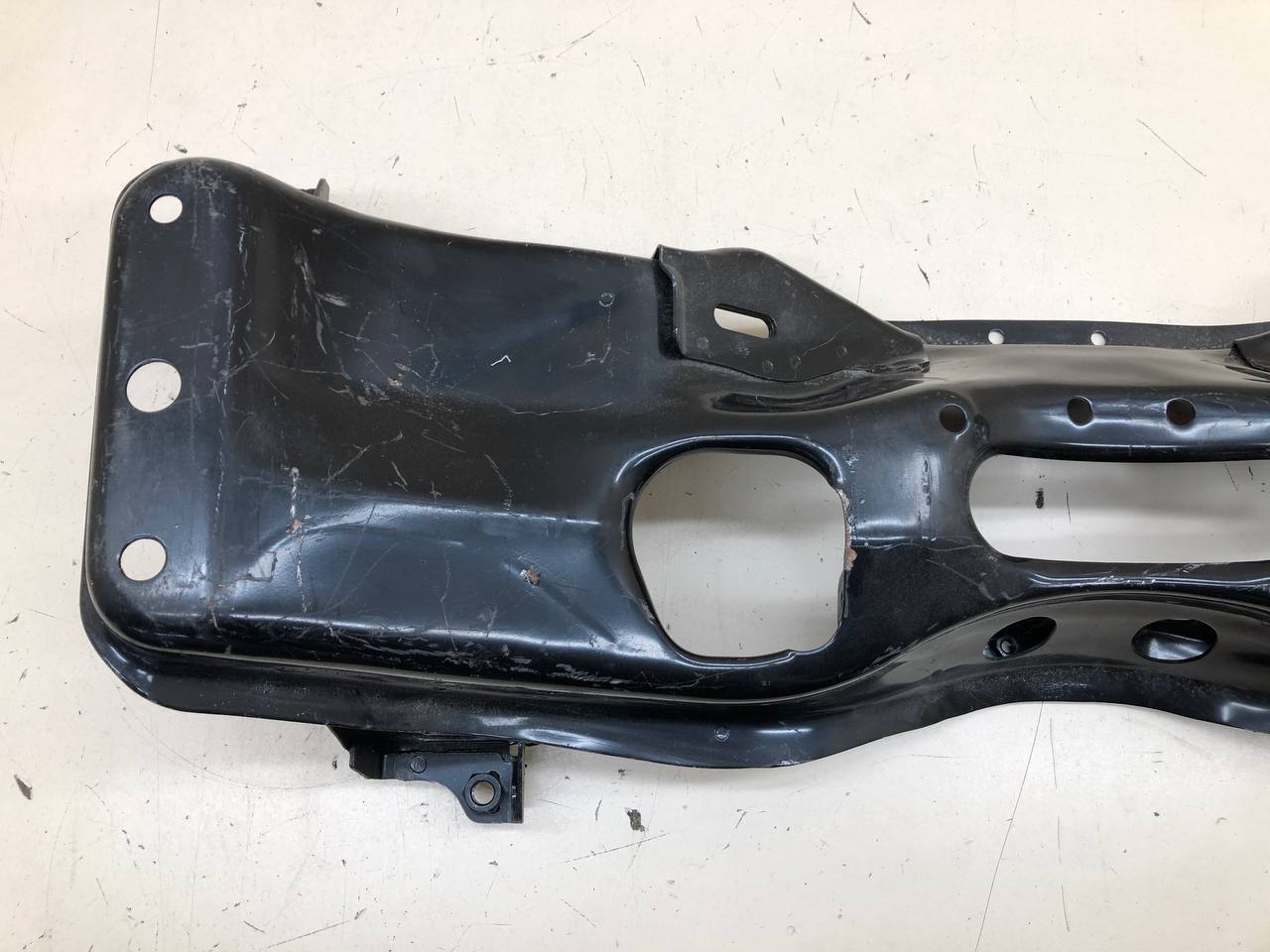 Балка подмоторная Subaru Forester (S11) 2002-2007 Балка подмоторная Subaru Forester (S11) 2002-2007
