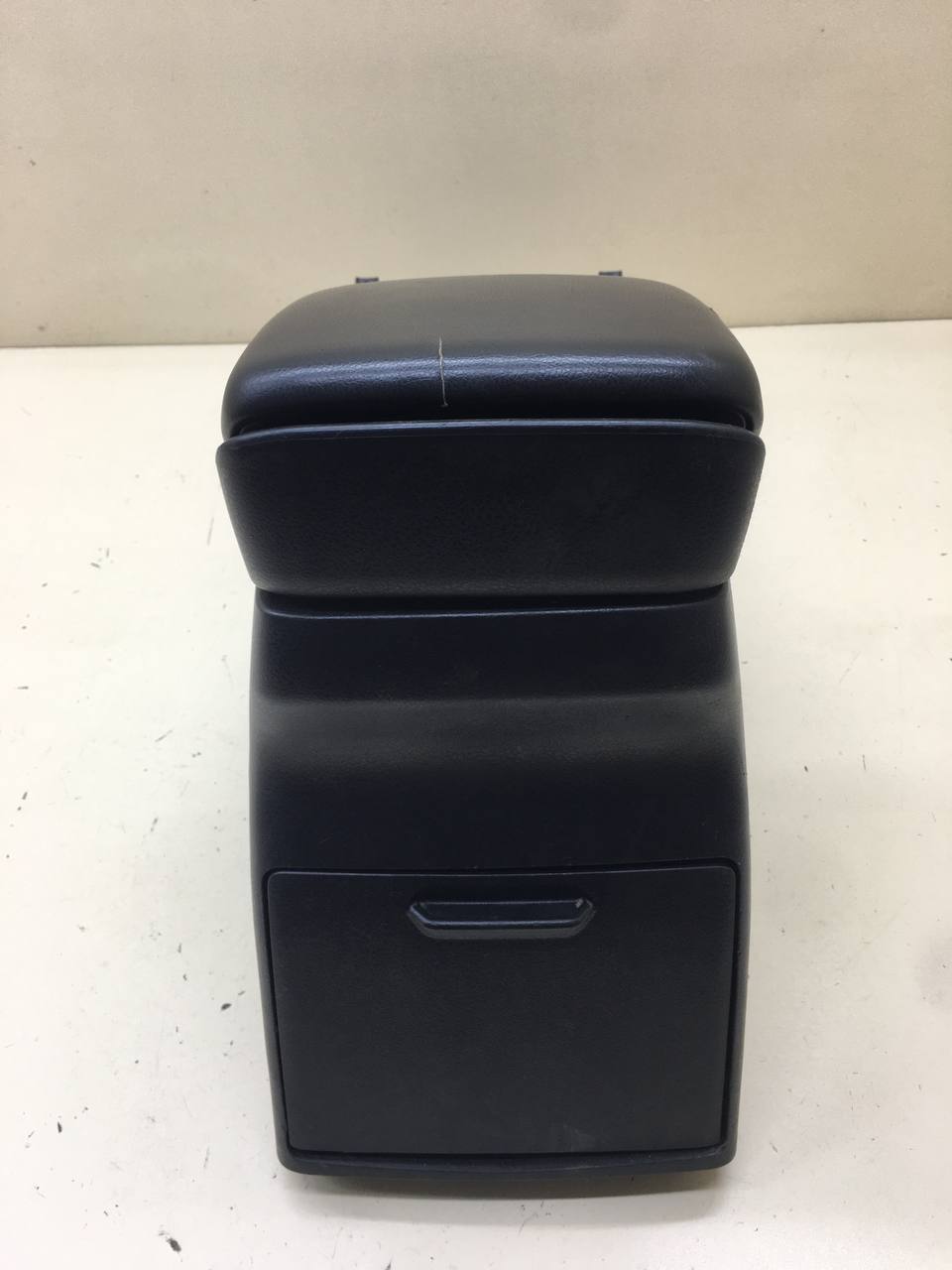 Консоль центральная Suzuki Grand Vitara 2005-2015