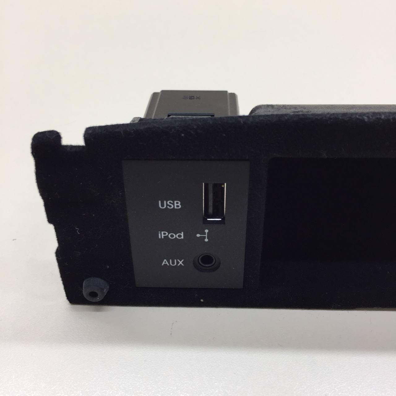 Разъем (USB AUX) Hyundai ix55 2007-2013