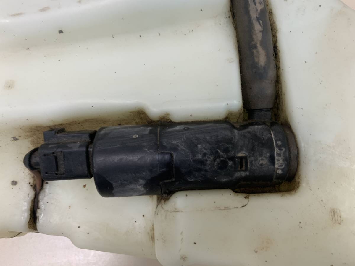 Бачок омывателя лобового стекла Volkswagen Touareg (7L) 2002-2010