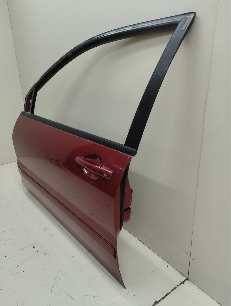 Дверь передняя левая Mitsubishi Lancer 9 (CS/Classic) 2000-2011 Дверь передняя левая Mitsubishi Lancer 9 (CS/Classic) 2000-2011