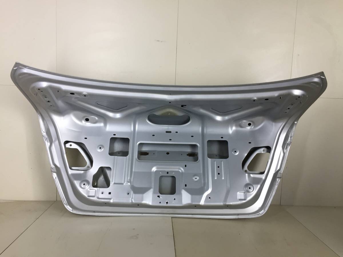 Крышка багажника Nissan Sentra (B17) 2013-2017