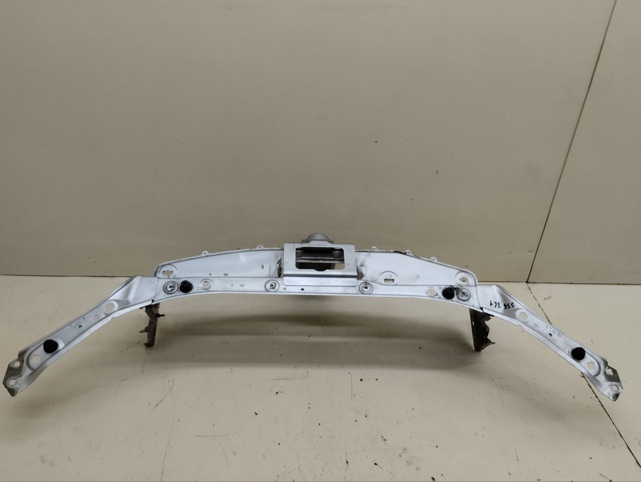 Панель передняя Renault Sandero Stepway (5S) 2014-2022 Панель передняя Renault Sandero Stepway (5S) 2014-2022